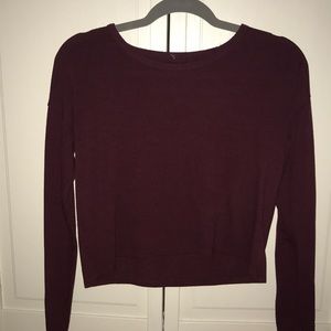 I’m selling a Brandy Mill maroon long sleeve shirt